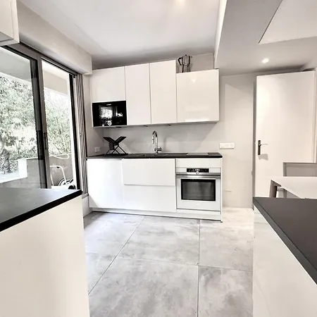 Cc G Terrasse Massenet - Private Parking Promenade Nizza